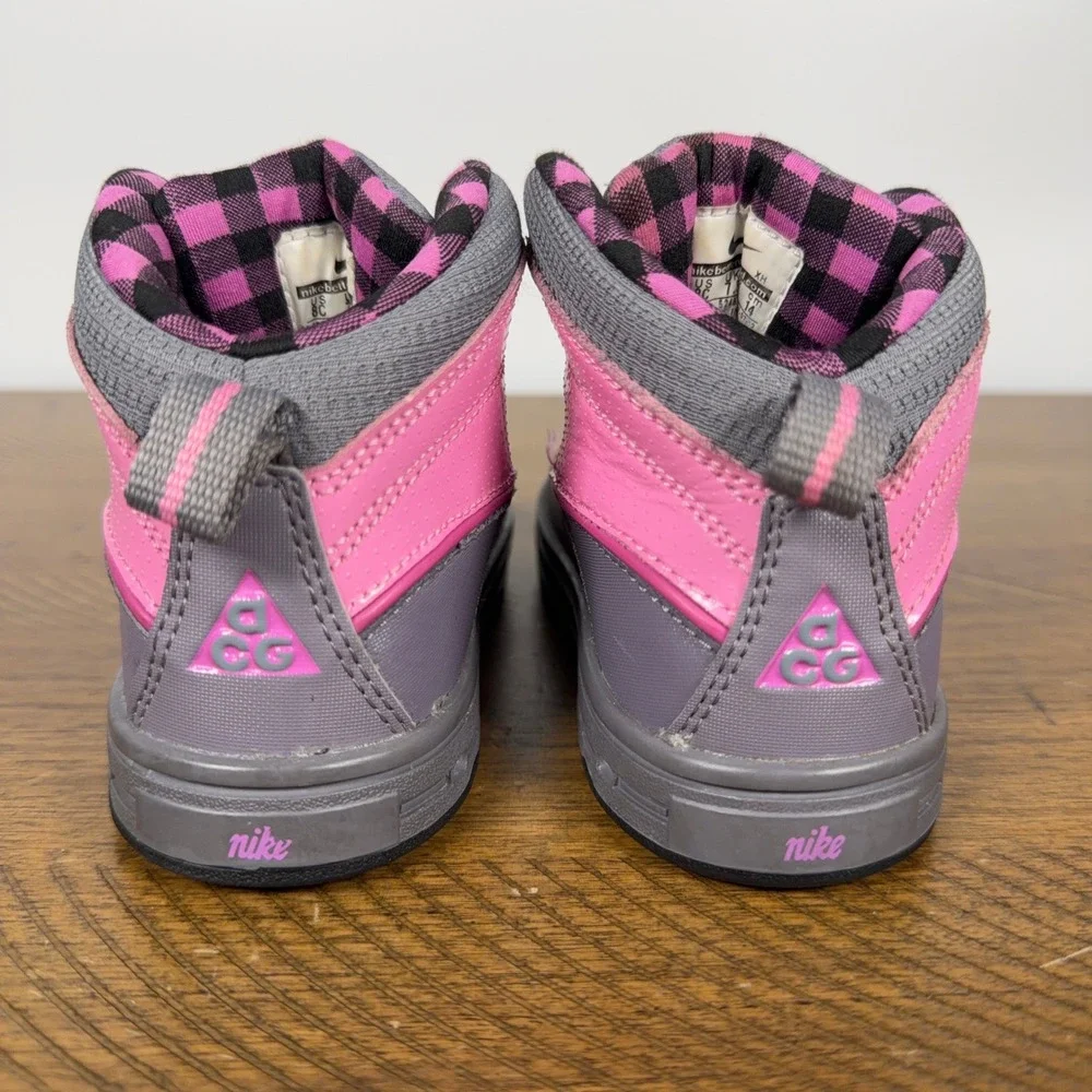 Nike ACG Boots Kids 8C Pink Woodside 2 High Duck Boots Winter Snow Outdoor